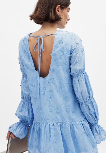 Короткое платье