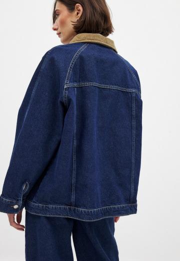 Джинсовая куртка