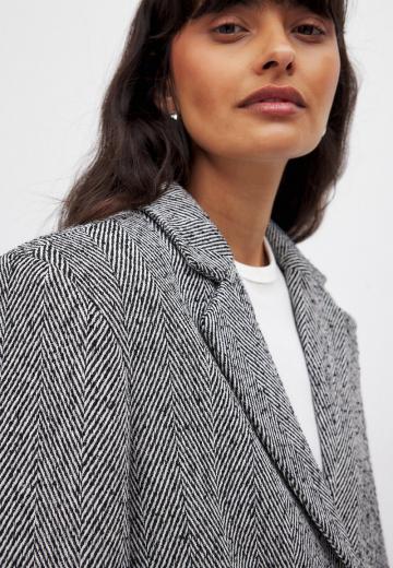 Длинный блейзер