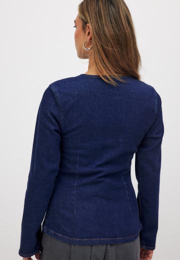 Джинсовая куртка