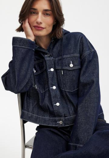 Джинсовая куртка