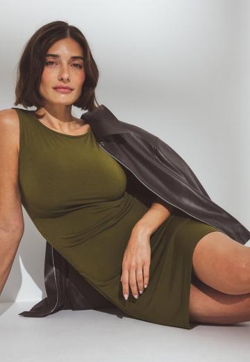 Платье футляр