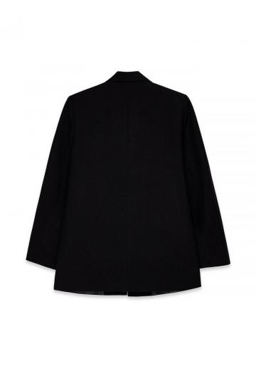 Короткое пальто