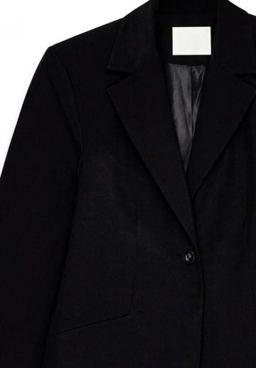 Короткое пальто