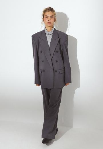 Короткое пальто