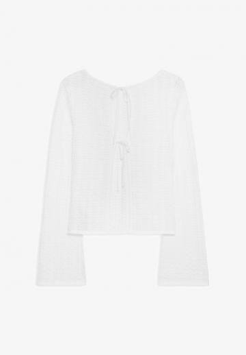 Вязаная кофта