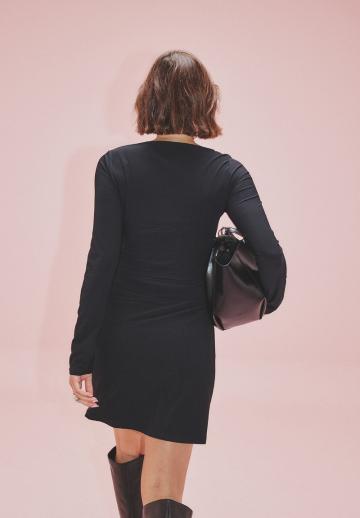 Платье футляр