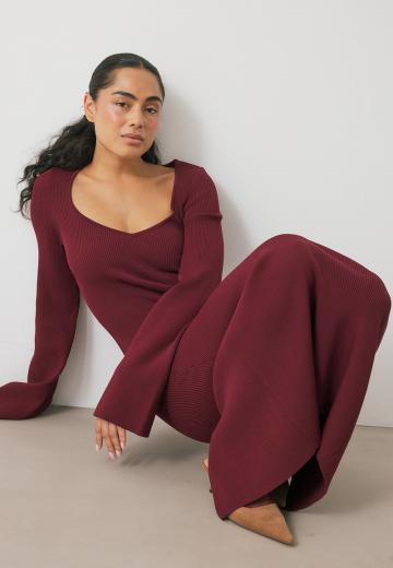 Вязаное платье