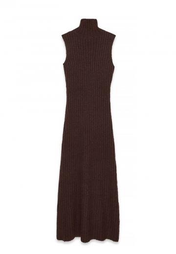 Вязаное платье