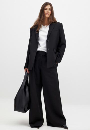 Короткое пальто