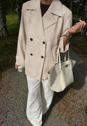 Короткое пальто