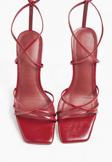 Гандбольные кроссовки