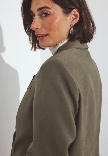 Короткое пальто