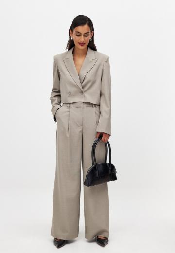 Короткий блейзер