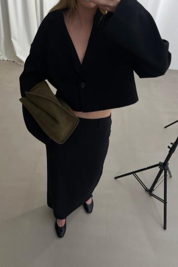 Короткий блейзер