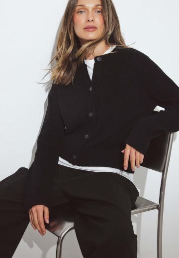 Вязаная кофта