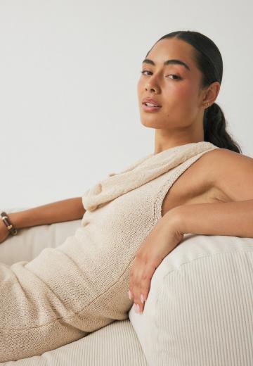 Вязаное платье