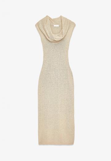 Вязаное платье