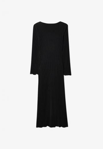 Платье футляр