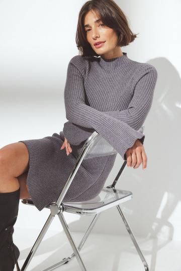 Вязаное платье