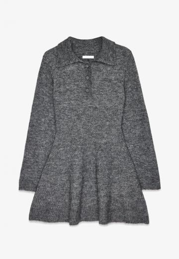 Вязаное платье