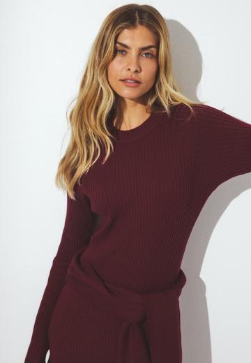 Вязаное платье