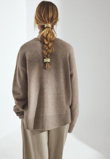 Длинный пуловер