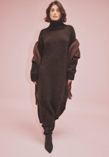 Вязаное платье