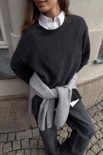 Длинный пуловер