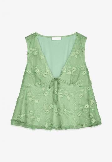 Блузка без рукавов