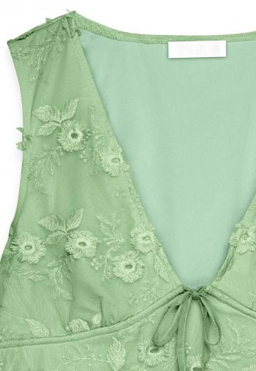 Блузка без рукавов