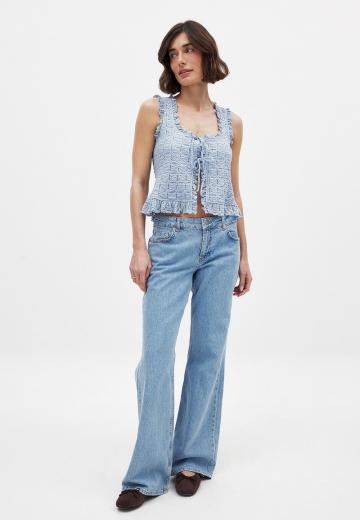 Джинсовая жилетка