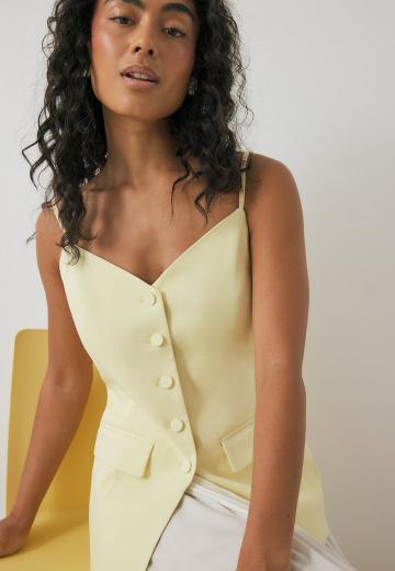 Топ на бретельках