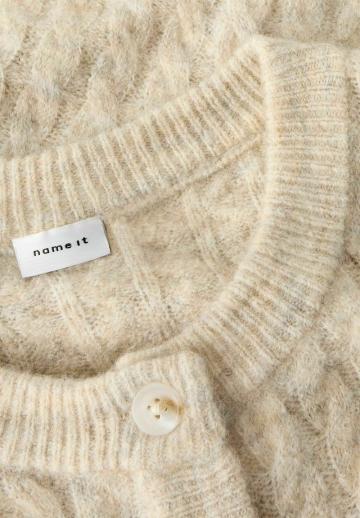 Вязаная кофта