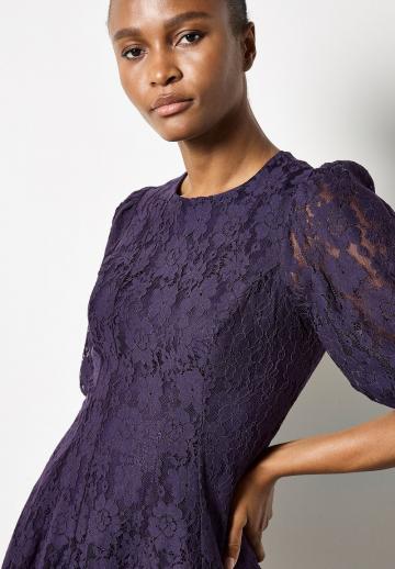 Короткое платье