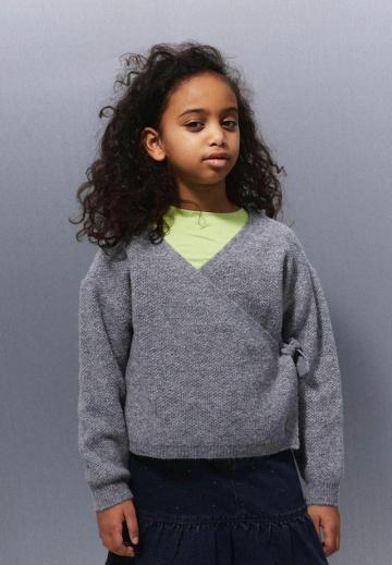 Вязаная кофта