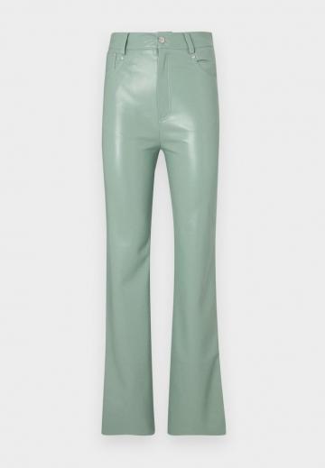 Прямые брюки