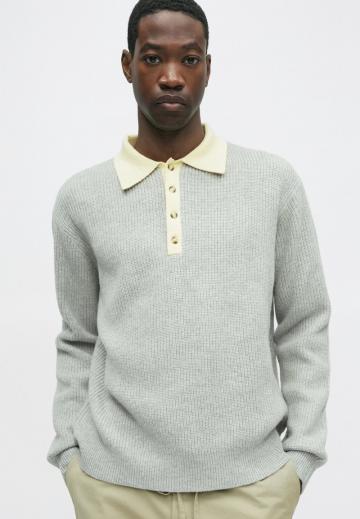 Брюки с накладными карманами