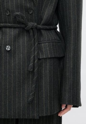 Длинный блейзер