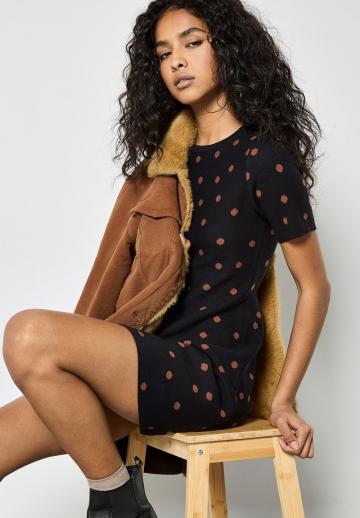 Вязаное платье