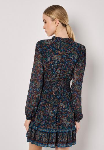 Короткое платье