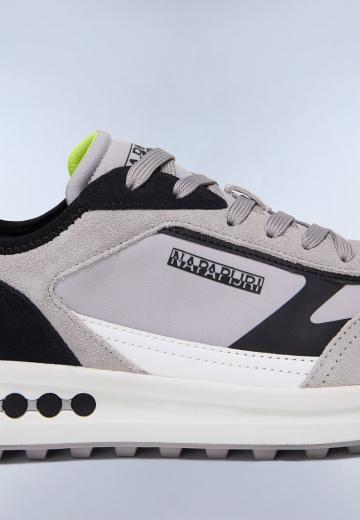 Гандбольные кроссовки