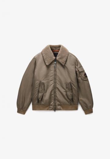 Зимняя куртка