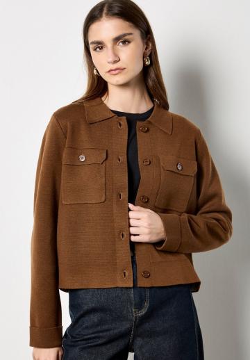 Блейзер с накладными карманами