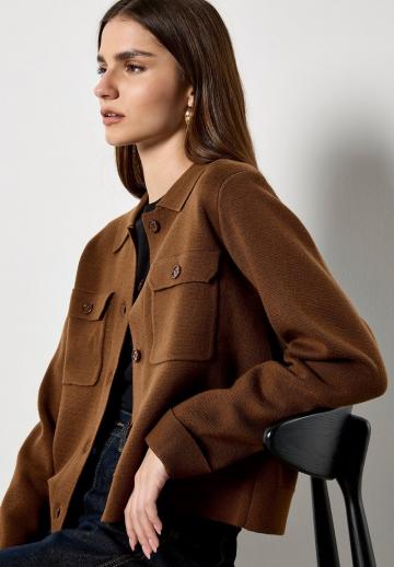 Блейзер с накладными карманами