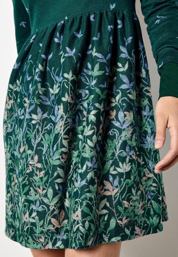 Вязаное платье