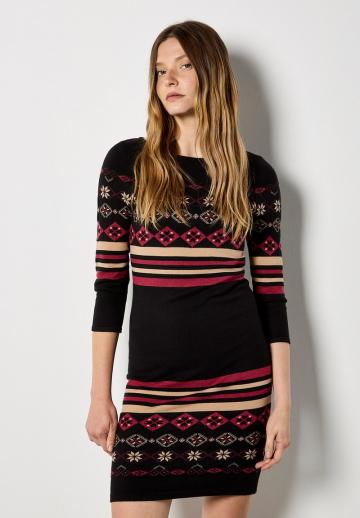 Платье футляр