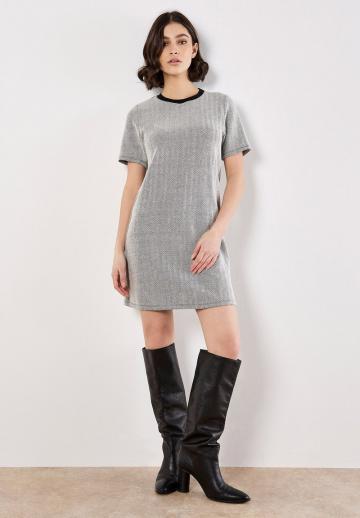 Вязаное платье