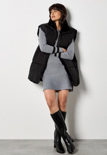 Вязаное платье