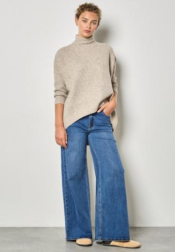 Длинный пуловер